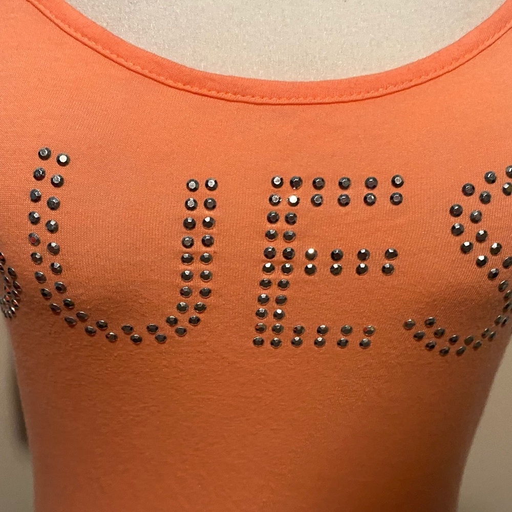 GUESS CUT OUT SHOULDER T-SHIRT - Picture 5 of 16